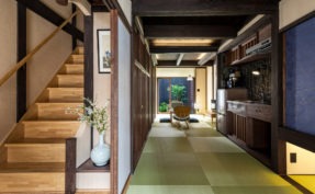 《京都祇園・六波羅蜜寺 徒歩圏内》<br>一棟貸し京町家 「町家レジデンスイン京都  よろず葉」<br>2022年5月  にNEWオープン!