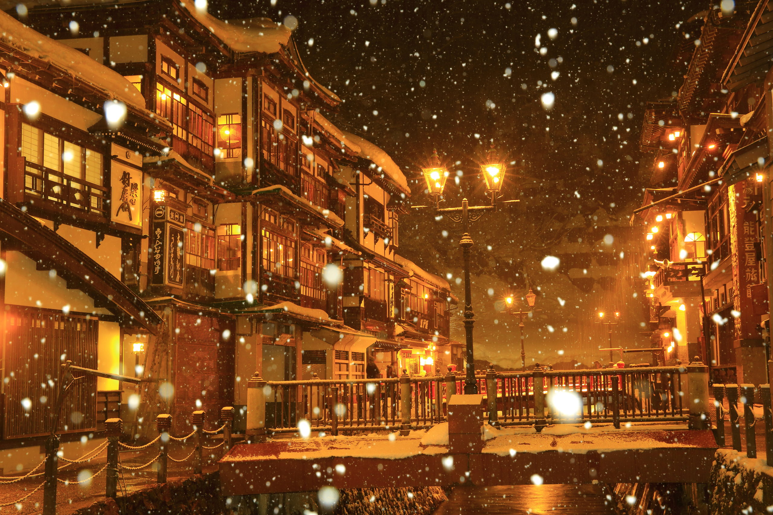 Winter Ginzan Onsen