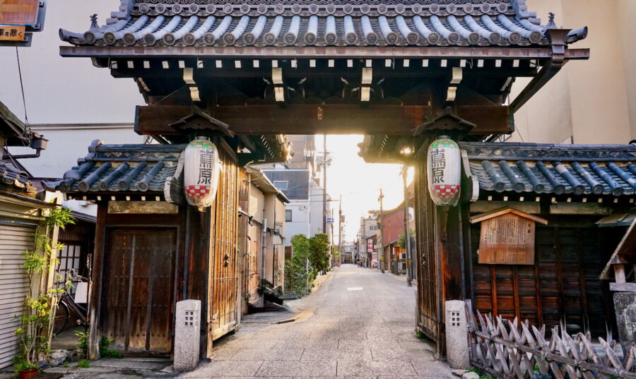 Shimabara Omon Gate in Kyoto, Japan