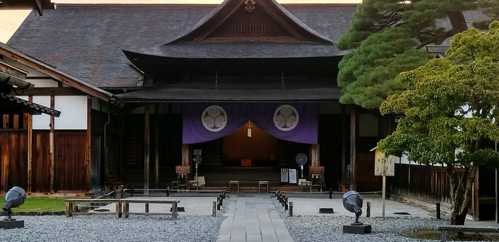 Takayama JInya