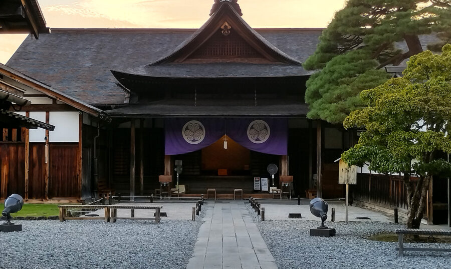 Takayama JInya