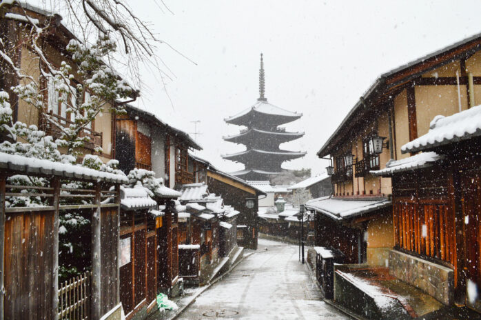 Snowy view of Yasaka Pagoda in Kyoto