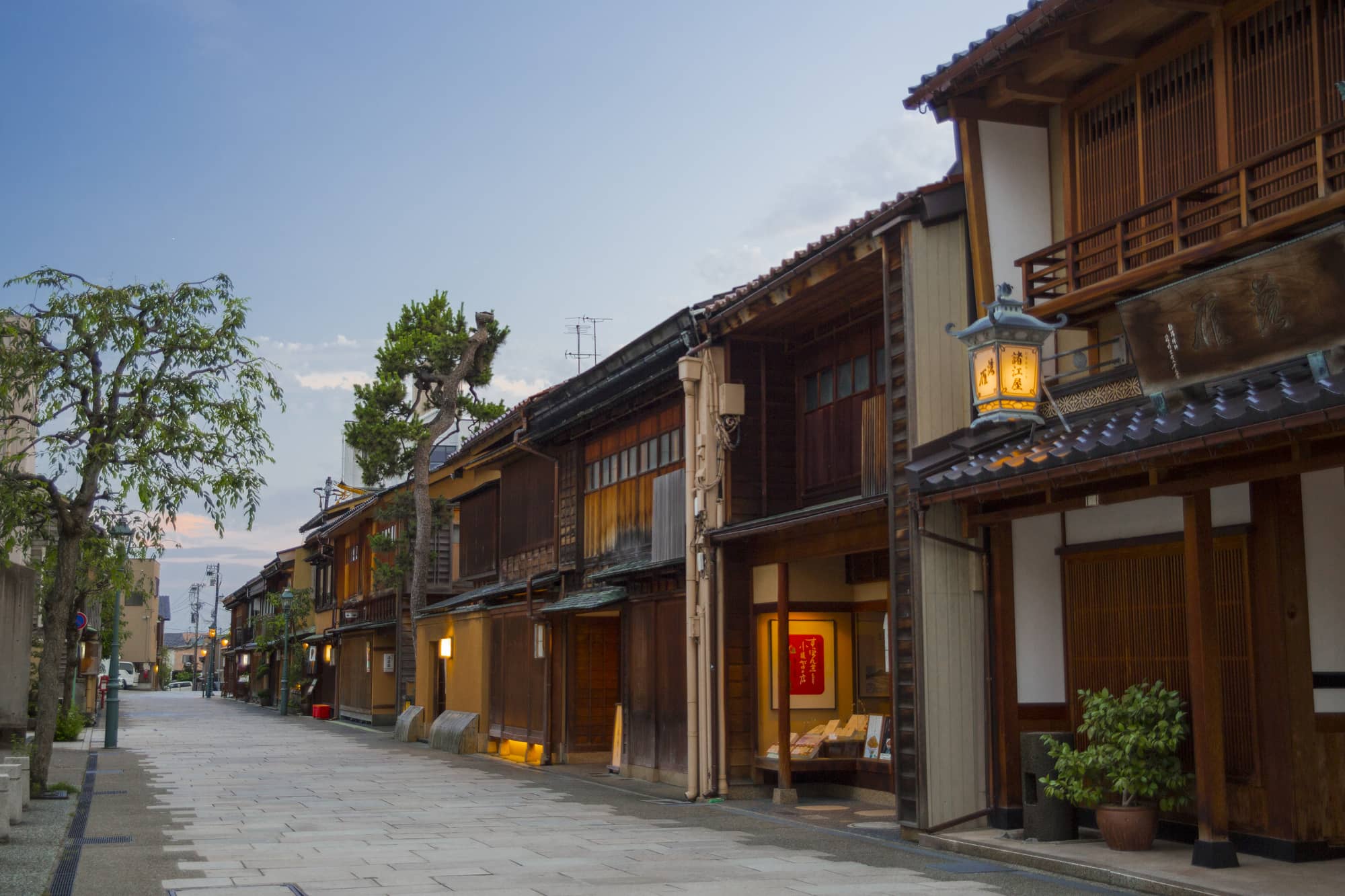 Nishi Chaya Tea District (Nishi Chayagai)