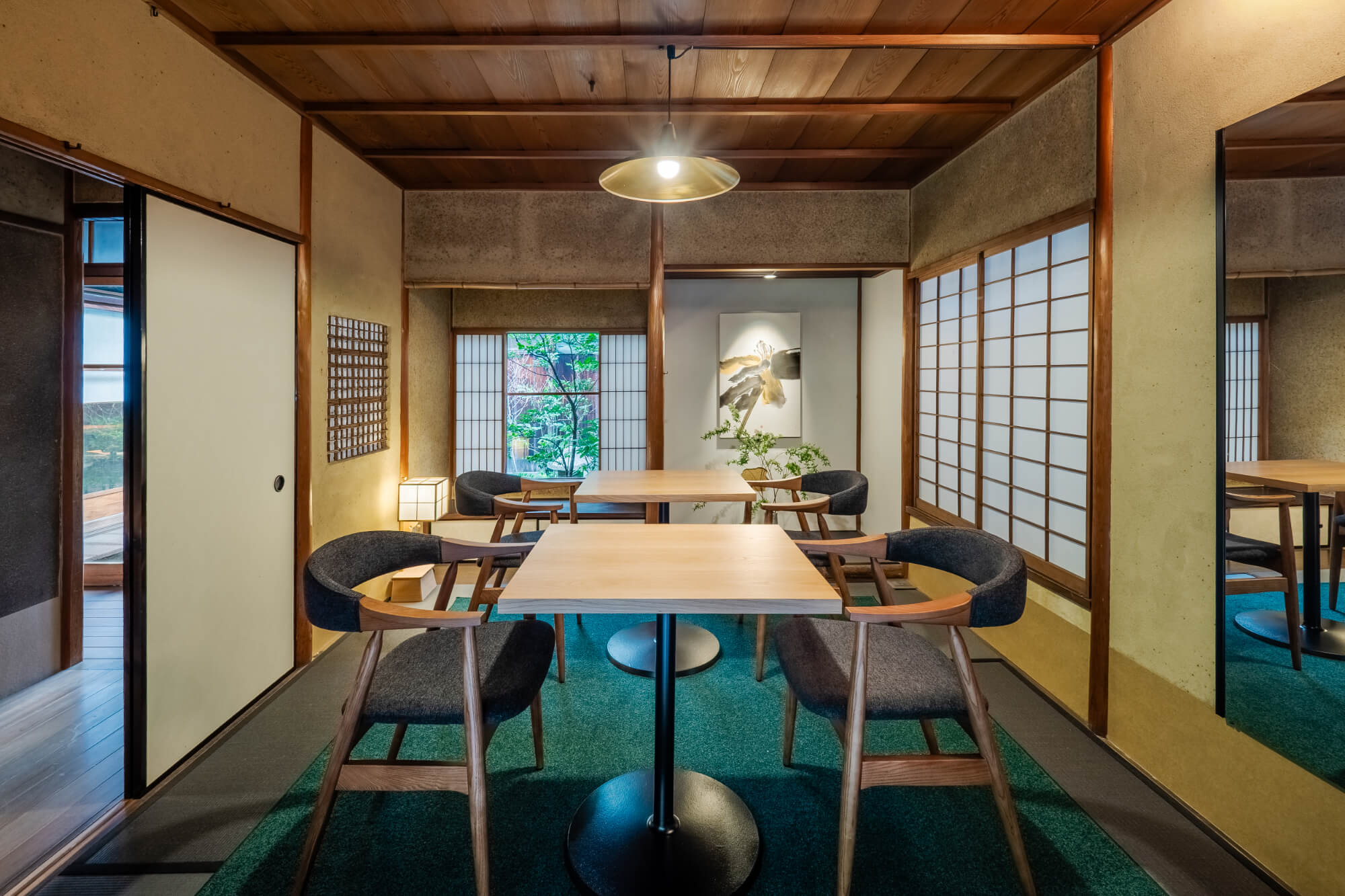 THE MACHIYA LOUNGE