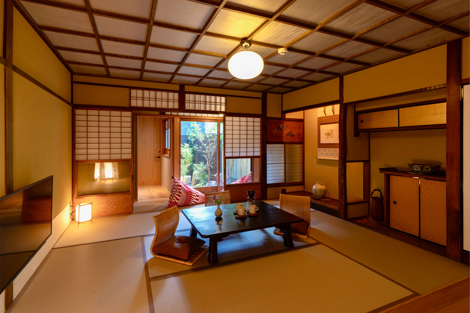 UME Japanese Garden Suite