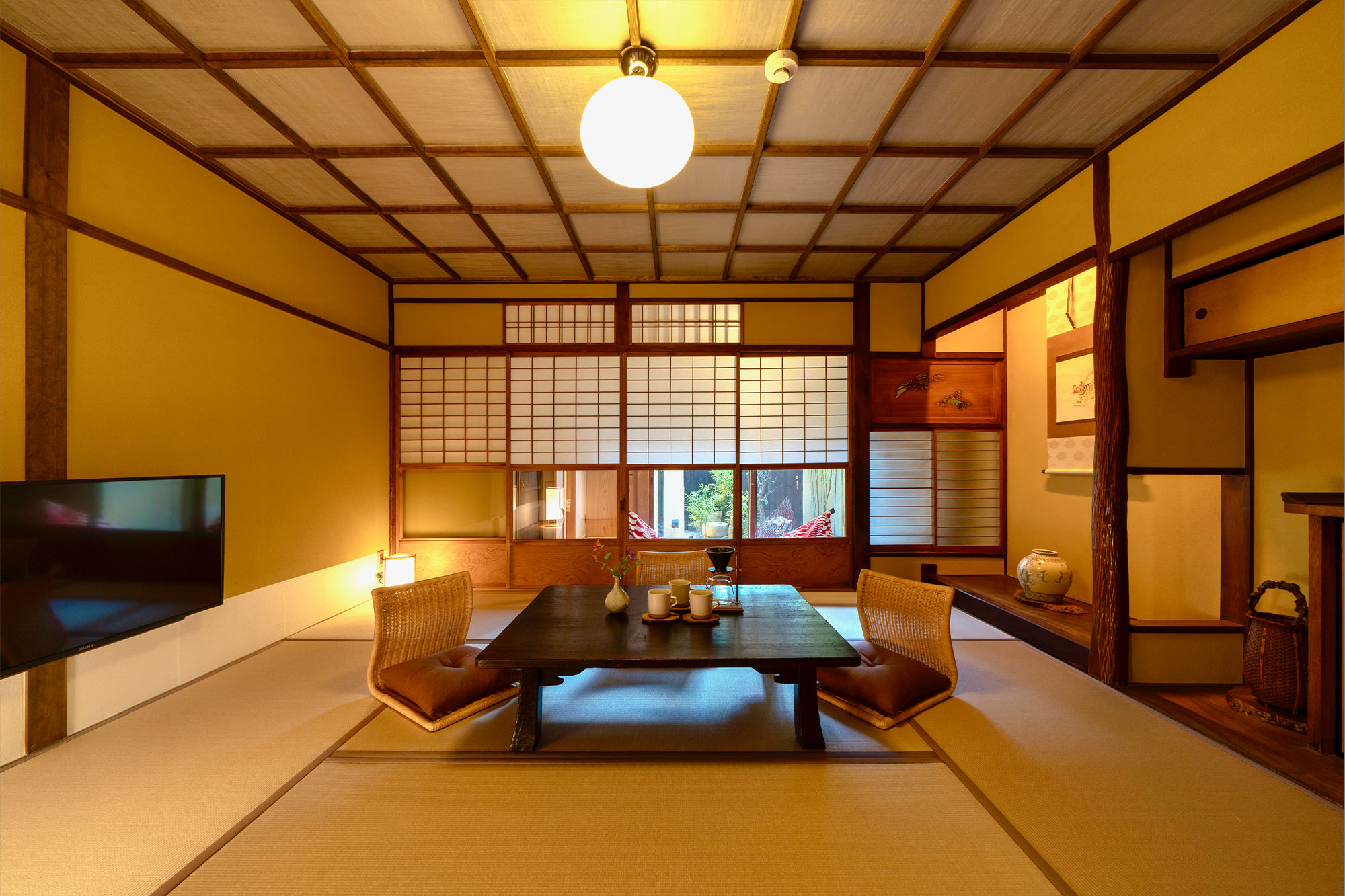 UME Japanese Garden Suite