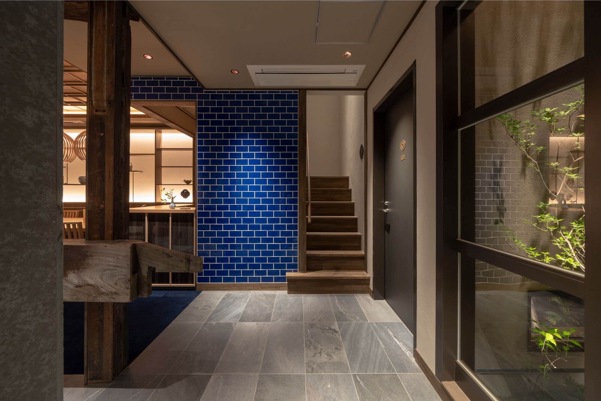 THE MACHIYA KAZAHAYA