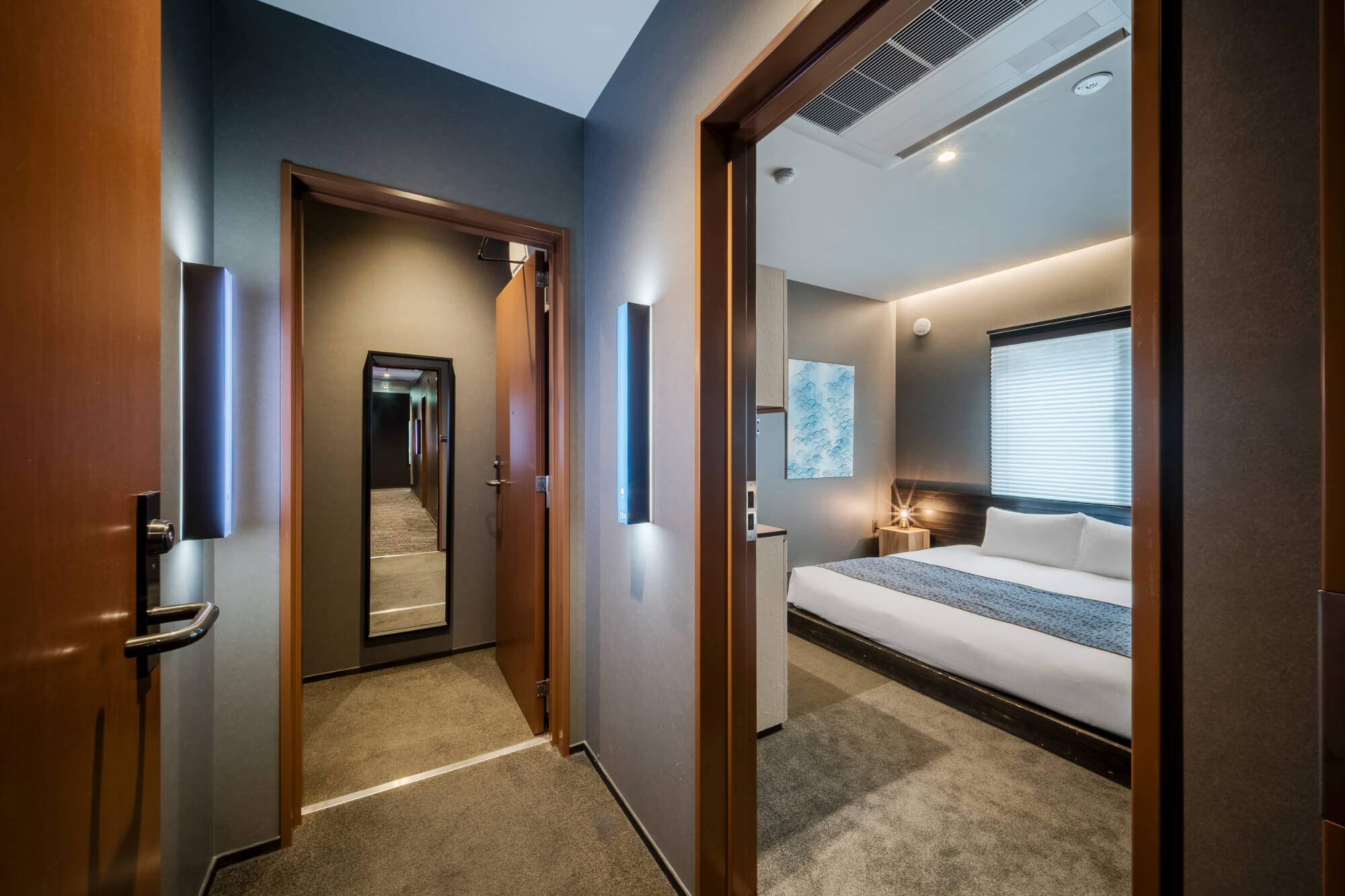 Adjoining Rooms (2 Side by Side Rooms)