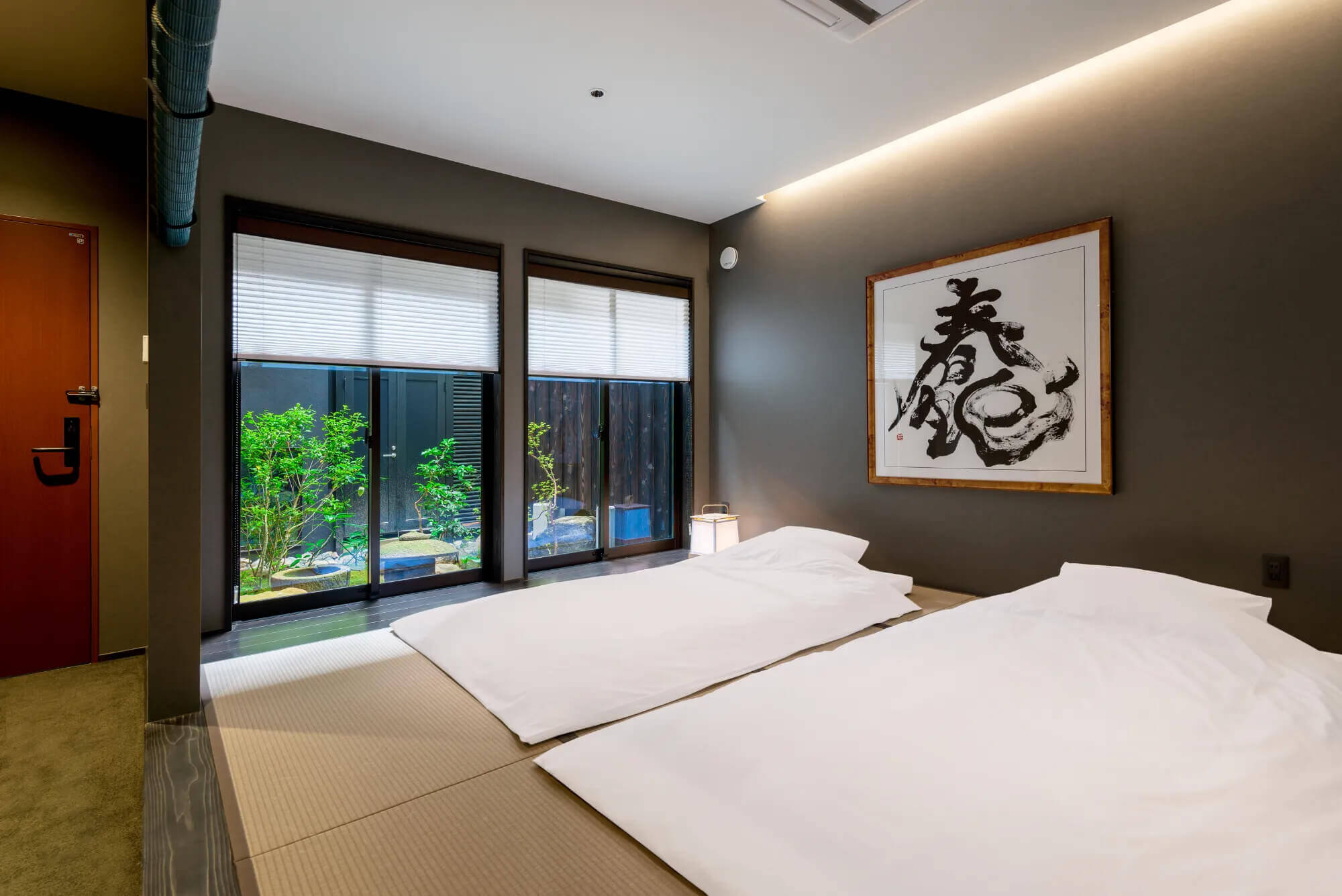 Deluxe Japanese Garden Suite (with Hinoki Wood Bath)