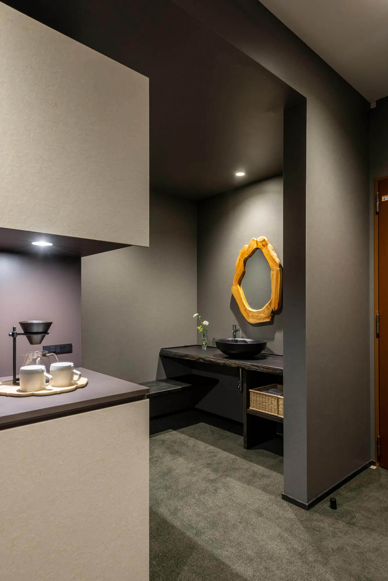 Deluxe Japanese Garden Suite (with Hinoki Wood Bath)